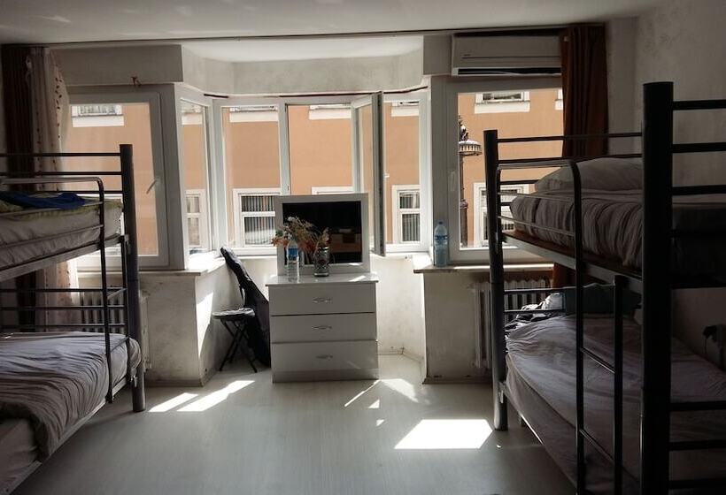 Istanbul Harmony Hostel