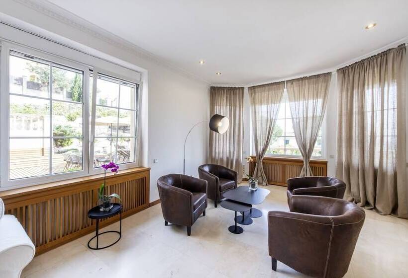 Luxury Seaview Villa By Olala Homes