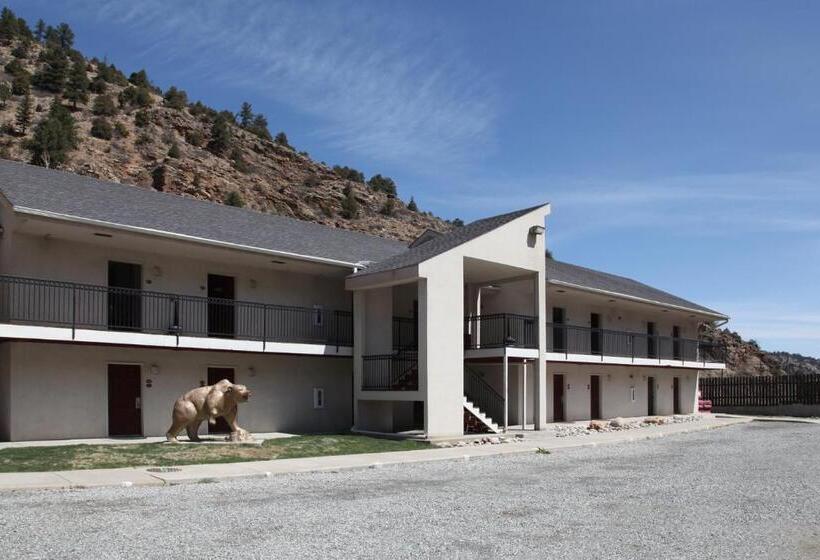 מוטל Argo Inn And Suites