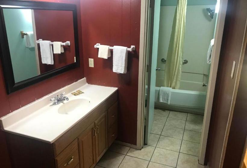 فندق على الطريق Western Inn Roswell