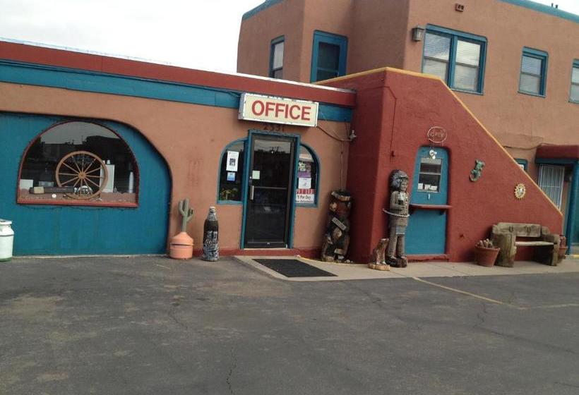 فندق على الطريق Western Inn Roswell