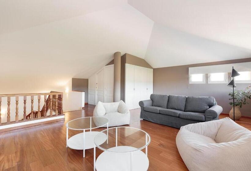 Luxury Seaview Villa By Olala Homes