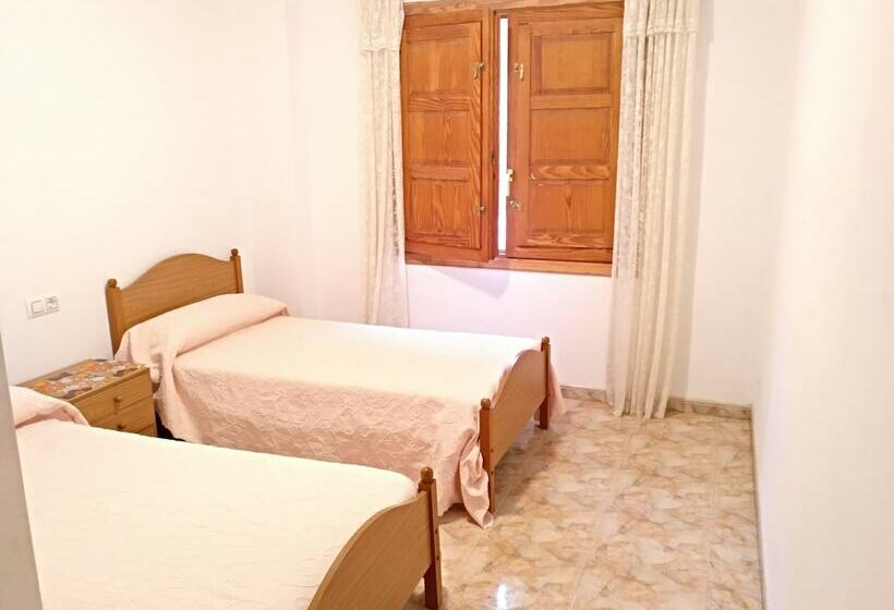 ペンション Barranc Del Minyo