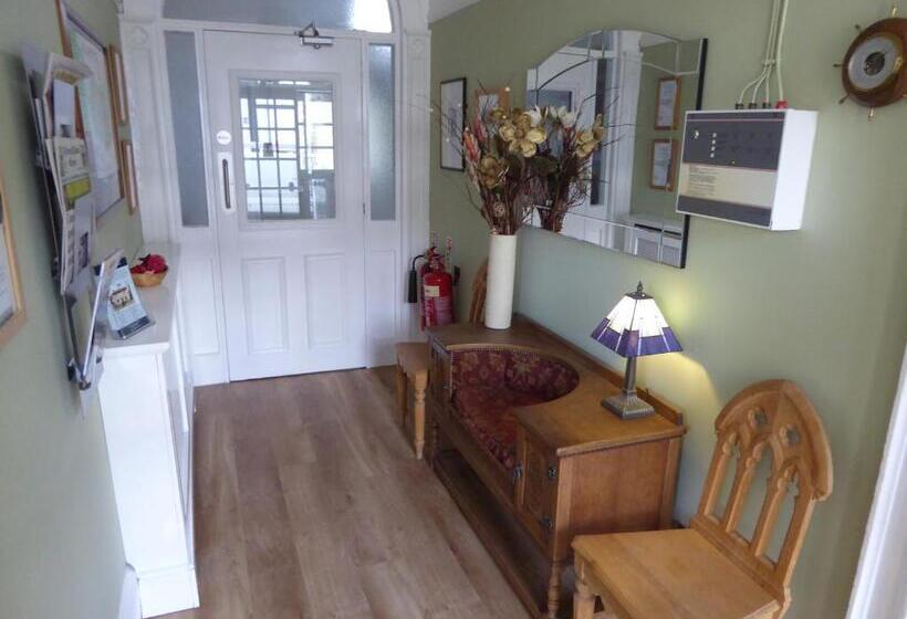 펜션 The Grange Guest House