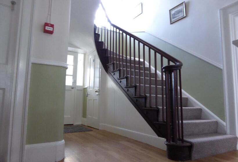 펜션 The Grange Guest House