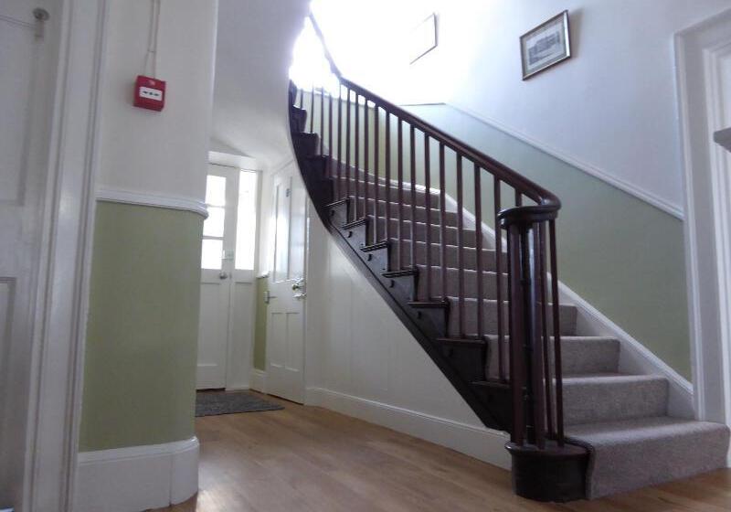 펜션 The Grange Guest House