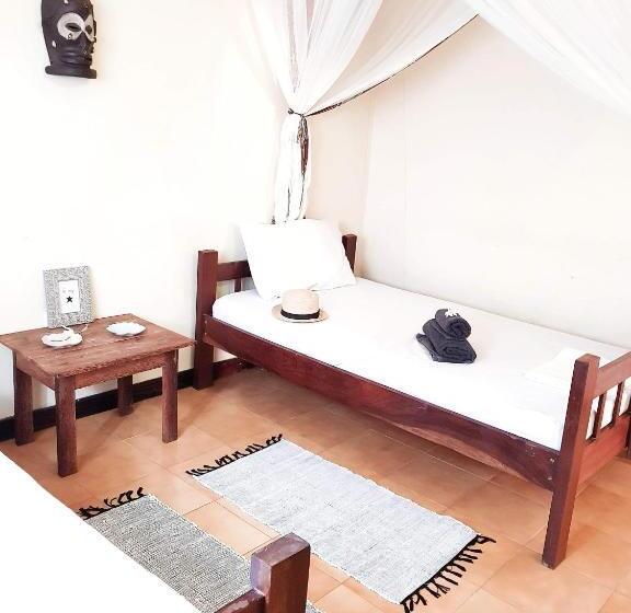 פנסיון Hakuna Matata Villa