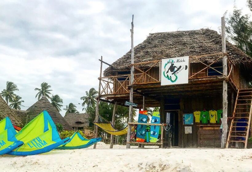 פנסיון Hakuna Matata Villa