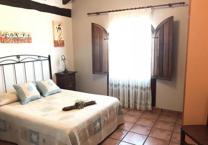 펜션 Posada Mediavia