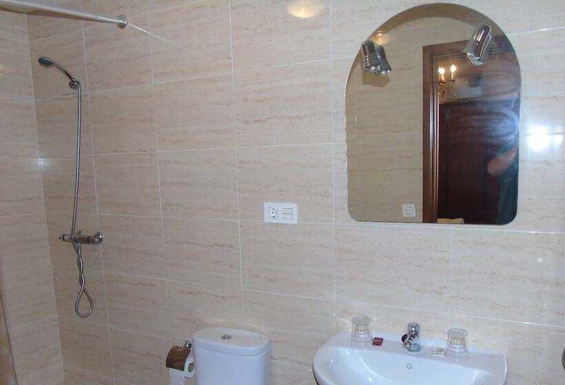 膳宿费 Villaespina