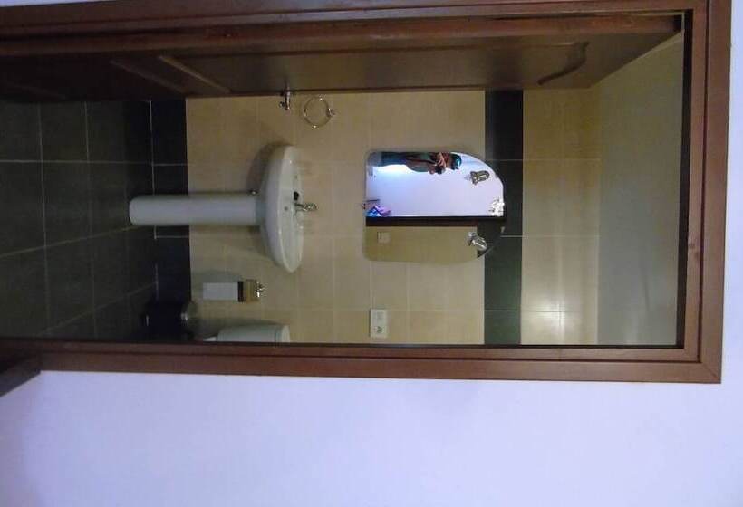 פנסיון Villaespina