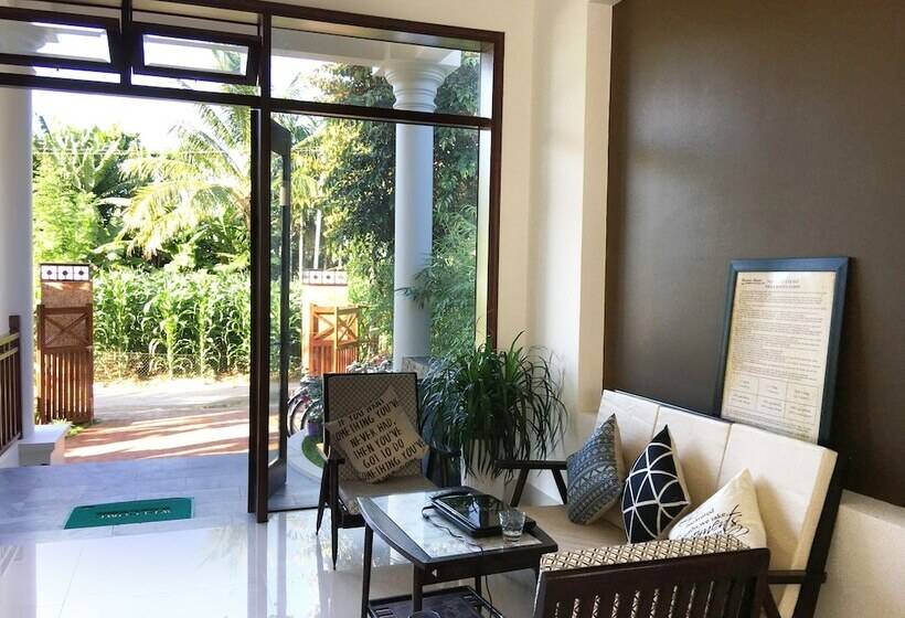 Riverside Hamlet Homestay & Villas