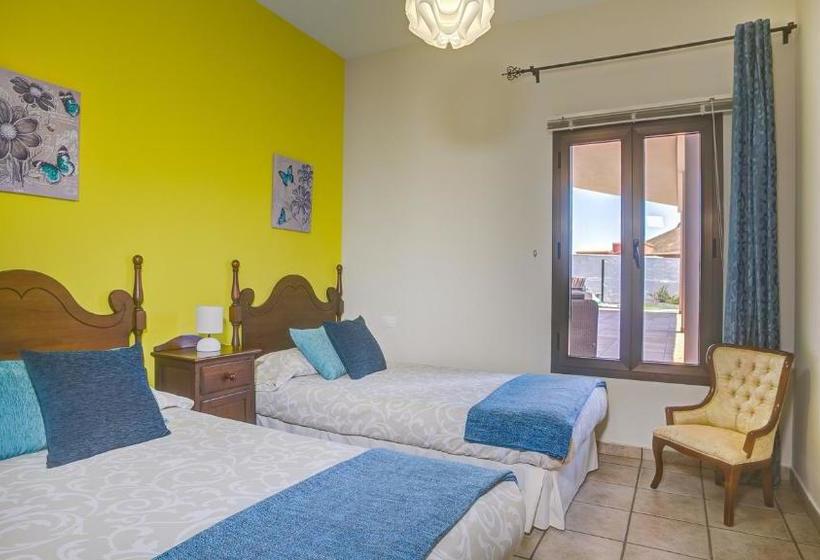 Villa De Lujo Con Piscina Privada Y Spa