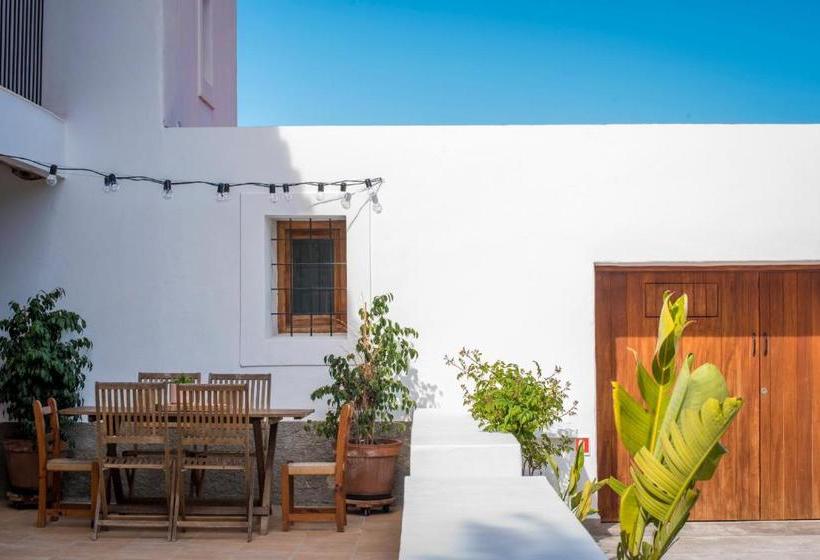 Villa Es Cubells Town