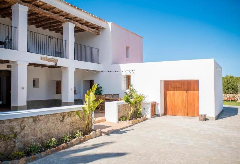 Villa Es Cubells Town