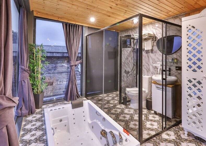 Agva Teras Garden Hotel & Bungalow