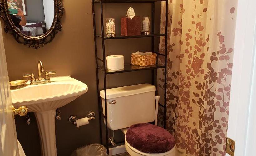 민박 Cottage By The Castle