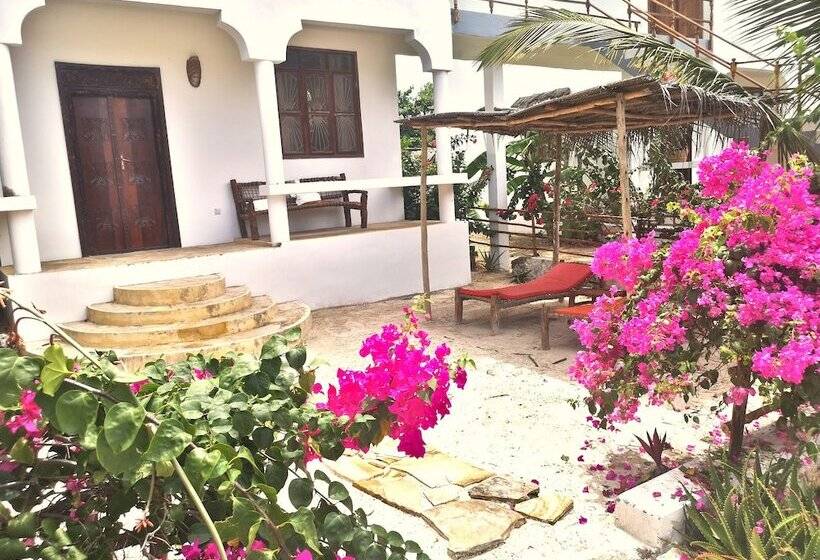 ベッドアンドブレックファースト Moonshine Villa