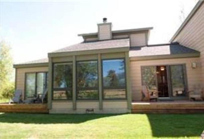 Cove By Jhrl  In Wilson