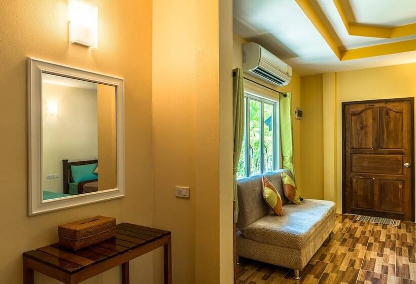 בית מלון כפרי Baanboonpetch Resort