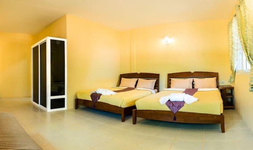 בית מלון כפרי Baanboonpetch Resort