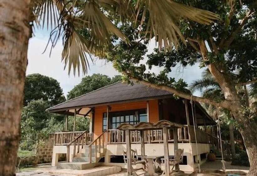 בית מלון כפרי Baanboonpetch Resort