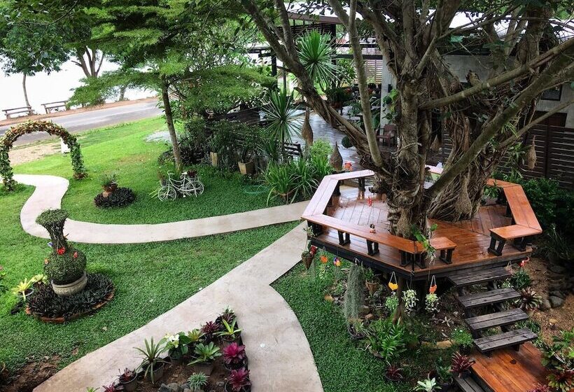 酒店 Baan Suan Leelawadee Resort Nan