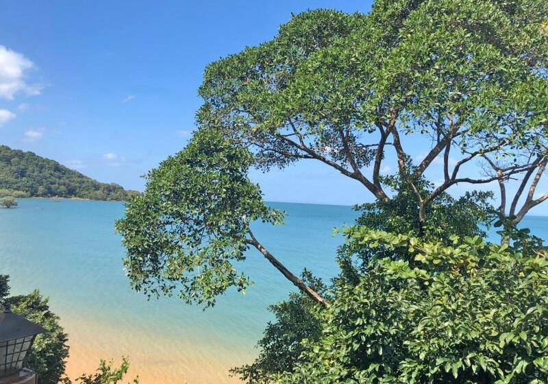 בית מלון כפרי Banyan Bay Villas