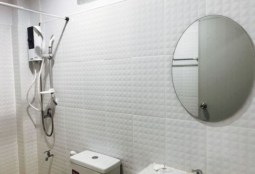 בית מלון כפרי Bussarin Apartment