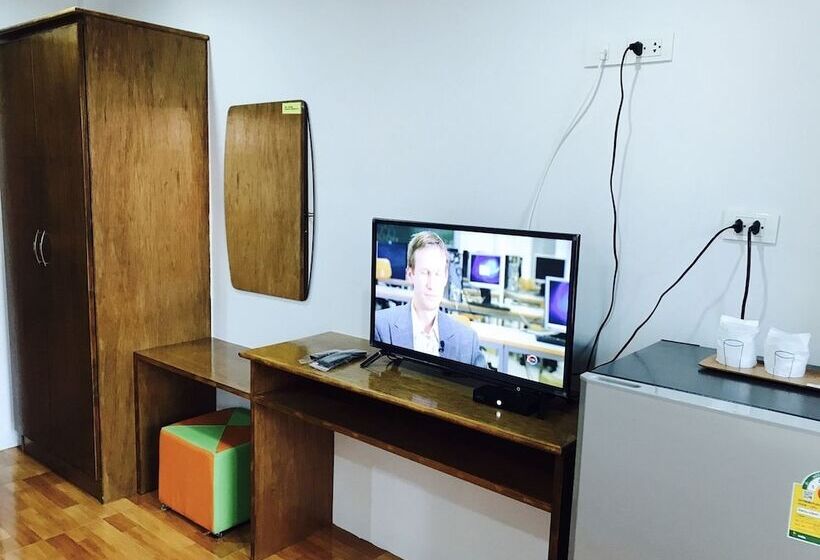 בית מלון כפרי Bussarin Apartment