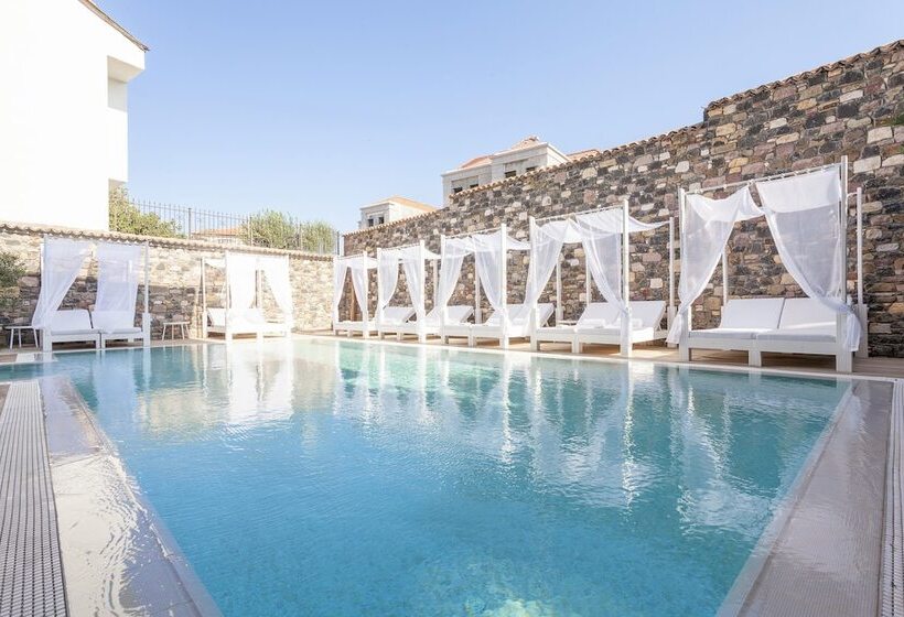 ホテル Cunda Pur Beyaz