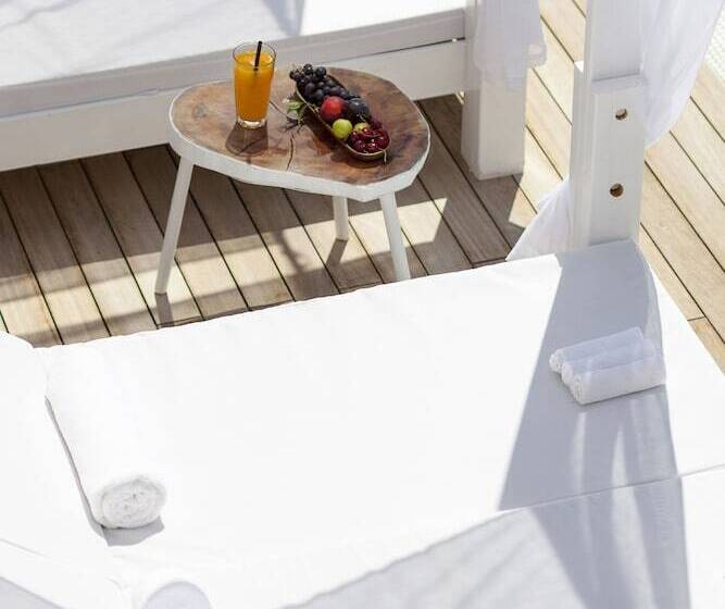 ホテル Cunda Pur Beyaz