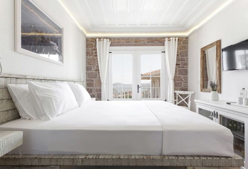 ホテル Cunda Pur Beyaz