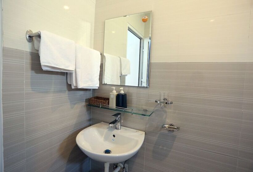 Dana Home Hotel   Apartment