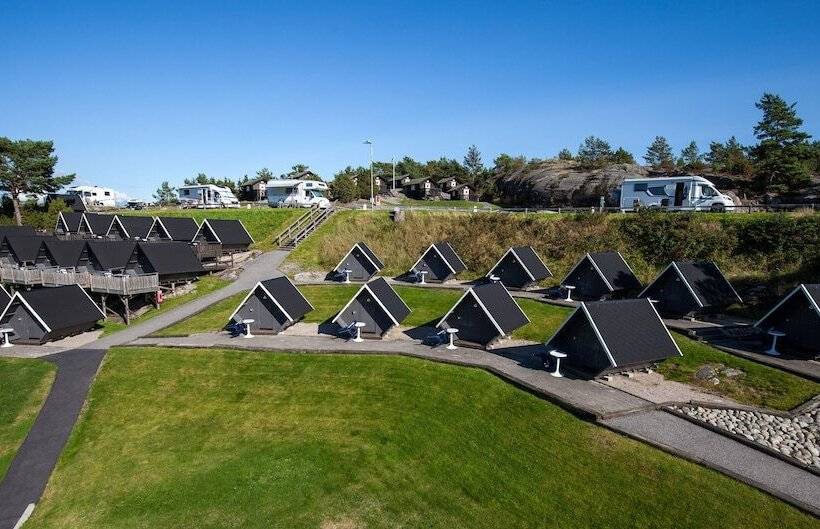 هتل First Camp Citystromstad