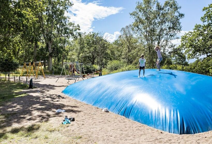 בית מלון כפרי First Camp Stensokalmar