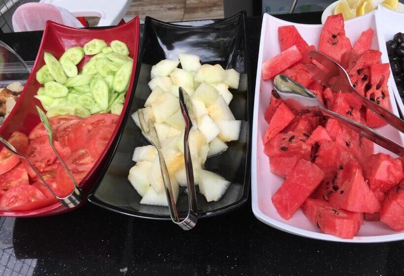 Отель Gocek Centre