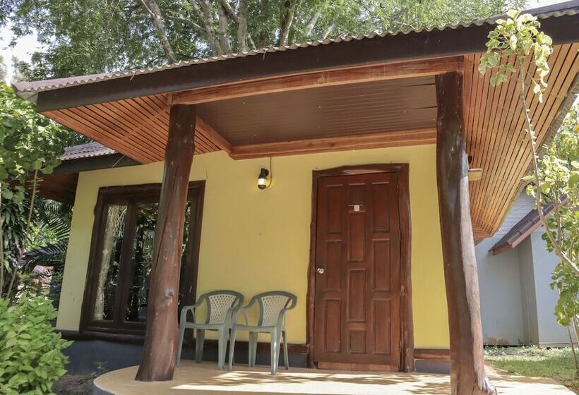 酒店 Koh Yao Beach Bungalows