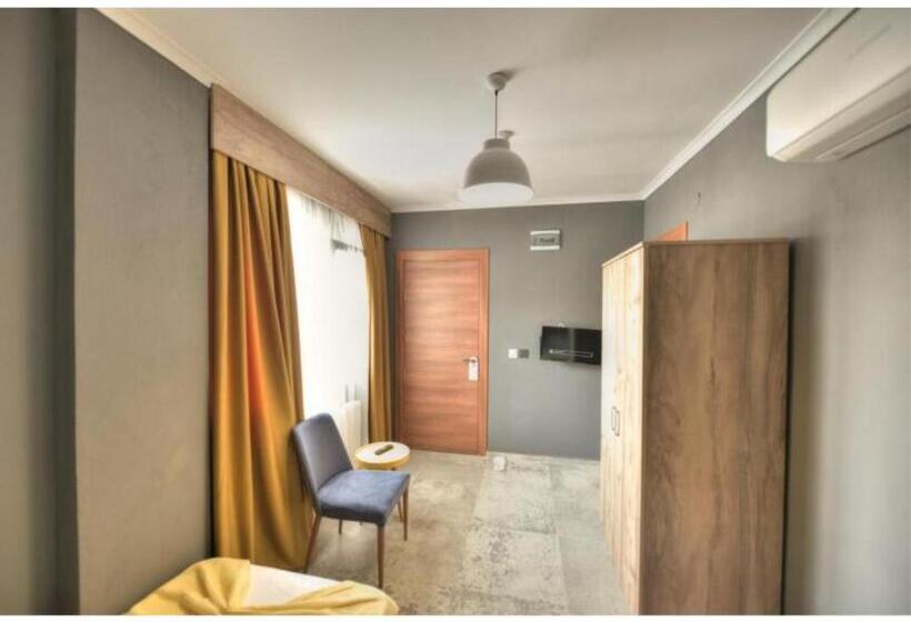 ホテル Kulup Laka 1969