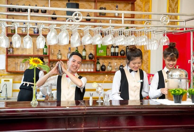 هتل Lao Cai Royal