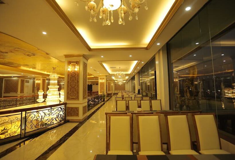 هتل Lao Cai Royal