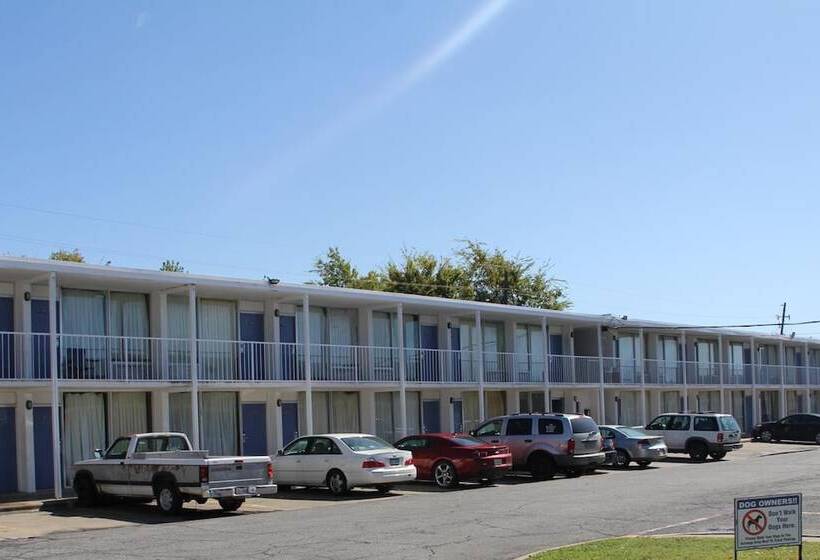 호텔 Lonestar Inn And Suites