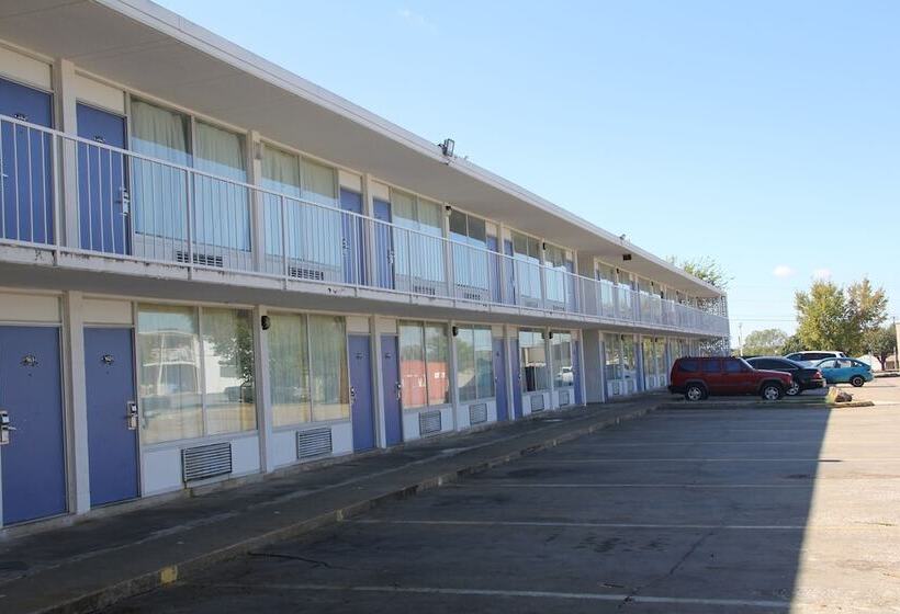 호텔 Lonestar Inn And Suites