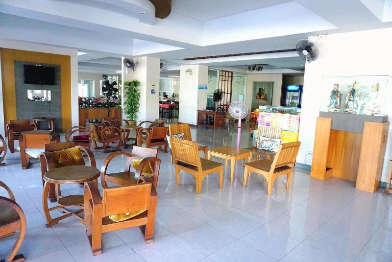 Отель Maihom Resort Dechatiwong Bridge