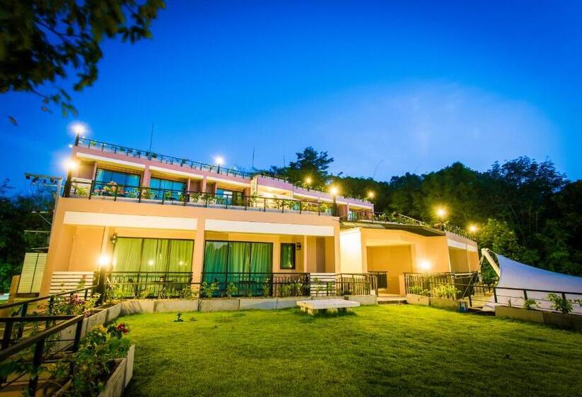 فندق Studio Apartments On A Hill