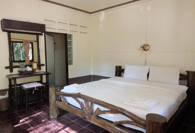 בית מלון כפרי Pakmeng Resort