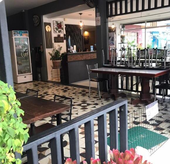ホテル Phang Nga Guesthouse
