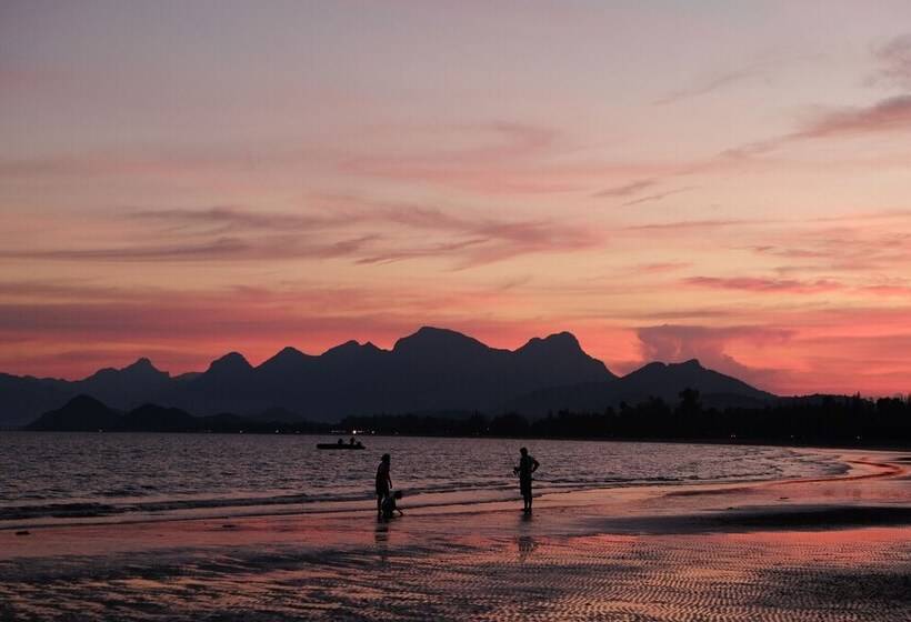 Hotel Pranburi Delight Resort