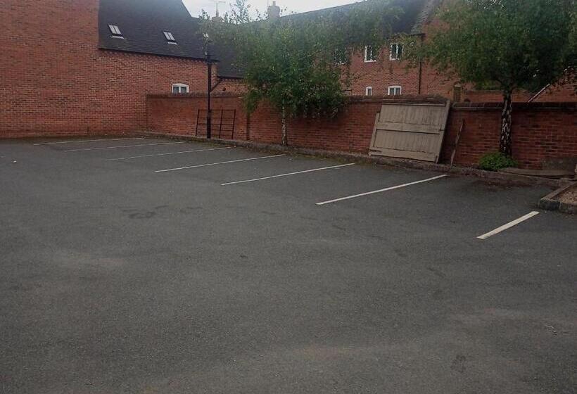 Отель The Hardinge Arms