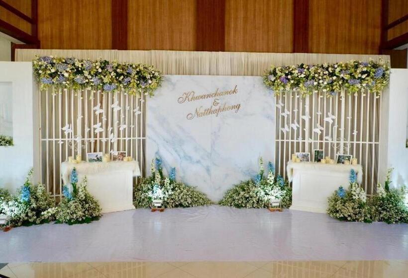 酒店 The Impress Nan